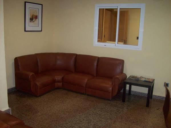 Hostal Muralla Plasencia Ngoại thất bức ảnh