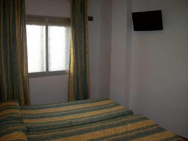 Hostal Muralla Plasencia Ngoại thất bức ảnh